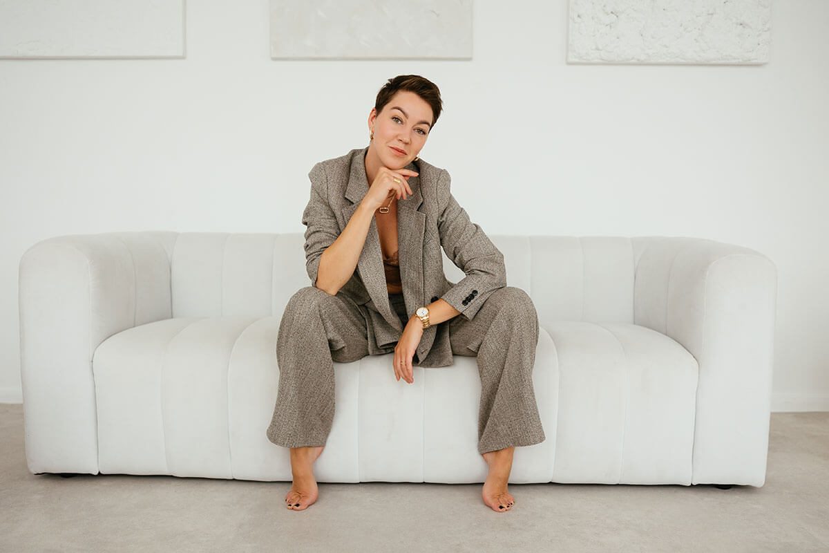 Vktoria Nazarov Hypnotherapist